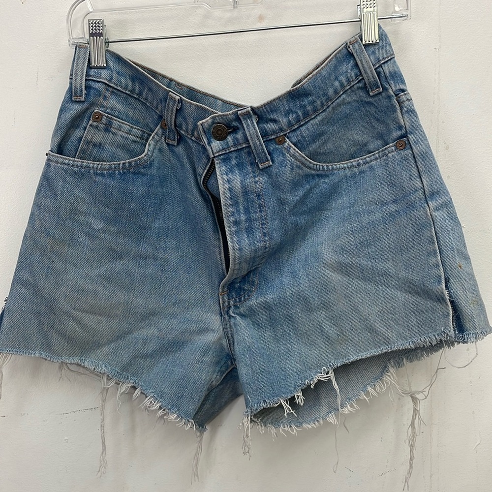 Vintage Levi’s Denim Shorts about a size 30